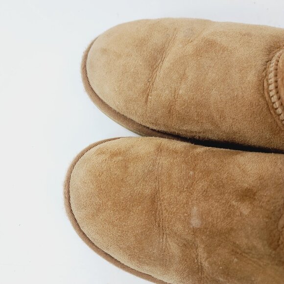 UGG Women's Brown Classic Short 5825 Suede Mid-Calf Winter Boots Size US 8 - Picture 3 of 7